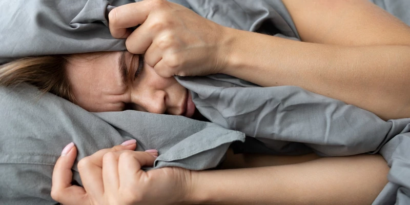 Hormonális egyensúly és nyugodt alvás – stresszcsökkentő növények nőknek